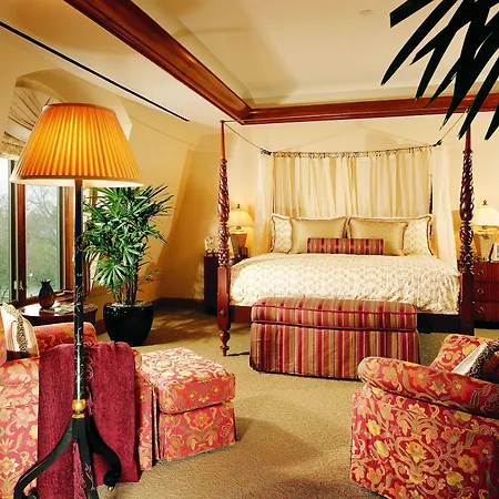 The Rose Hotel-2