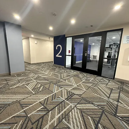 Holiday Inn Express - Dallas Downtown By Ihg-3