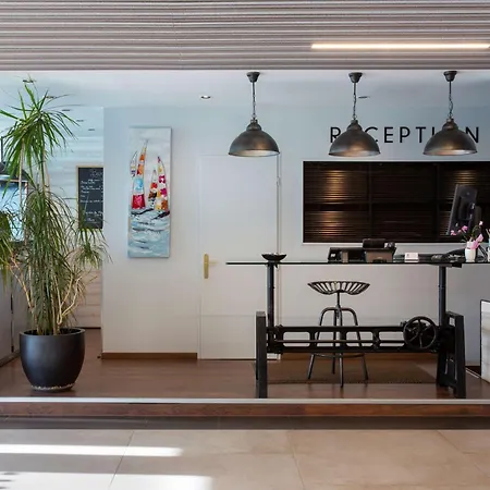 Best Western Plus Hotel Canet-Plage-3