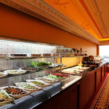 Deluxe Golden Horn Sultanahmet Hotel-3