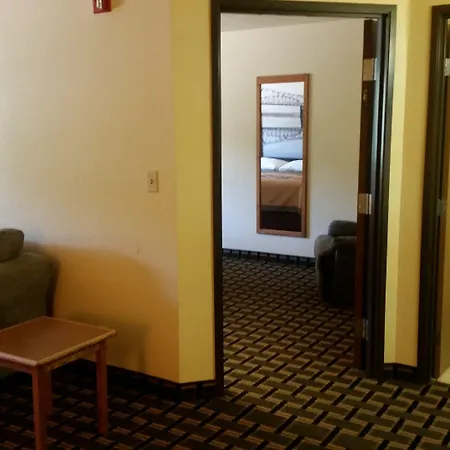 Super 8 By Wyndham Wheeling Wv-3