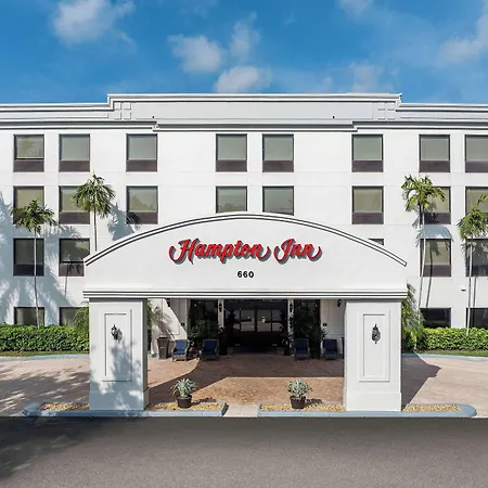 Hampton Inn Deerfield Beach-3