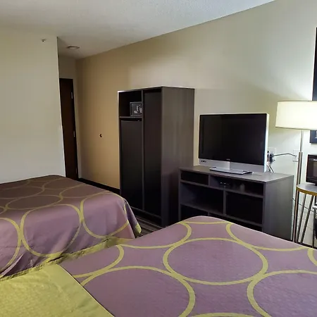 Super 8 By Wyndham Bozeman-3