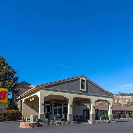 Super 8 By Wyndham Nau/Downtown Conference Center-3