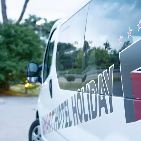 Smart Hotel Holiday-3