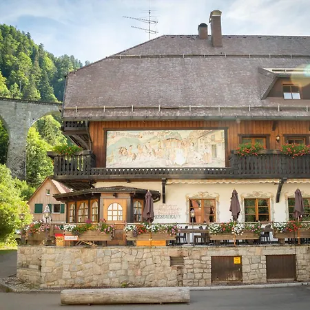 Hotel Hofgut Sternen-3