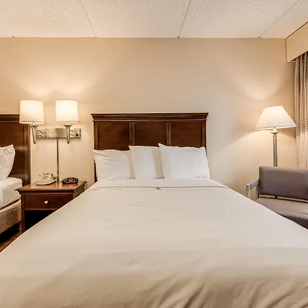 Bonnie Castle Resort & Marina-3