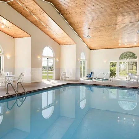 Country Inn & Suites By Radisson, Mason City, Ia-2