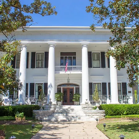 1842 Inn-2