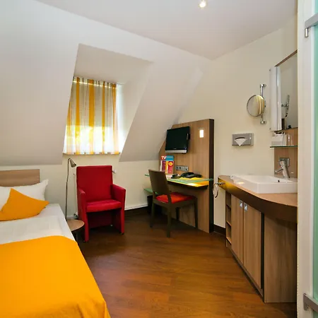 Stadthotel Freiburg Kolping Hotels&Resorts-2