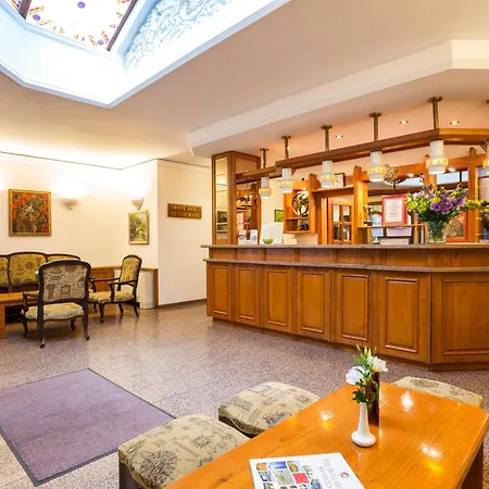 Geneva Hotel-2
