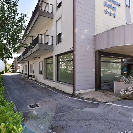 Gamma Hotel-2