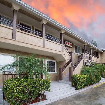 Nite Inn At Universal City - Walking Distance To Universal Studios Hollywood-3