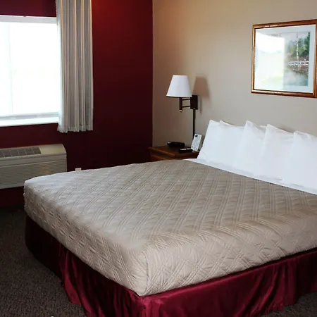 Capri Inn & Suites - Beatrice-3