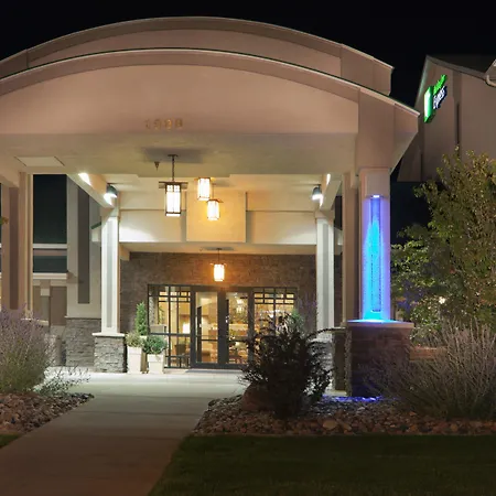 Holiday Inn Express Hotel & Suites Gillette By Ihg-3