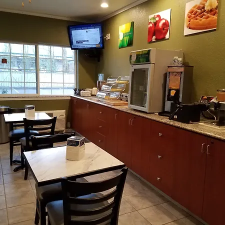 Quality Inn & Suites Bainbridge Island-2
