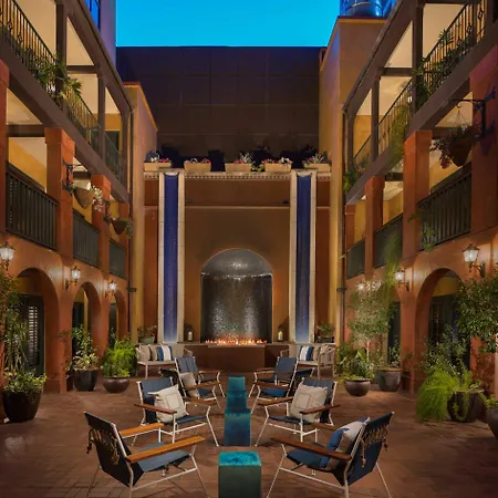 Hotel Valencia Riverwalk-3
