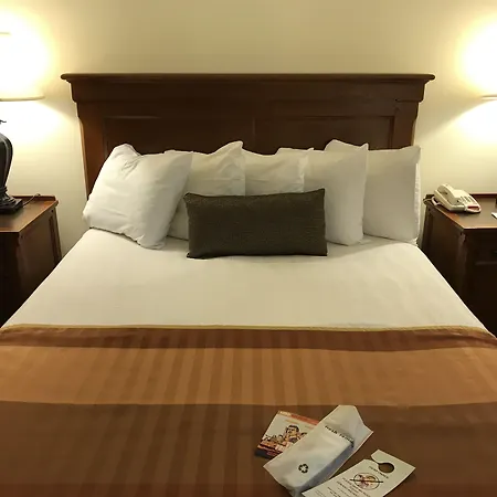 Best Western Plus Waterbury - Stowe-2