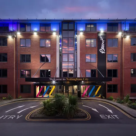 Roomzzz Nottingham City-2