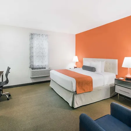 Howard Johnson By Wyndham Quincy/ Boston-2