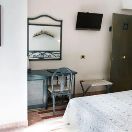 Hotel Della Baia-2