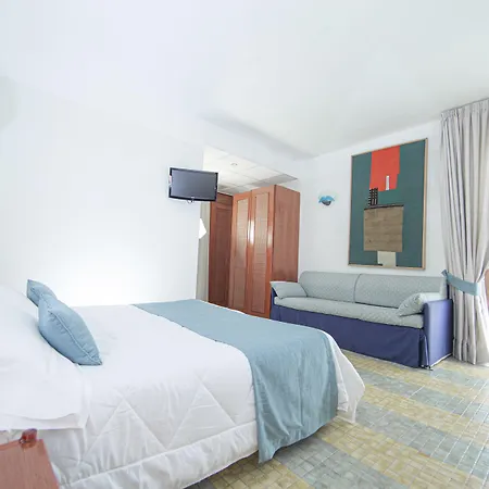 Hotel Della Baia-3