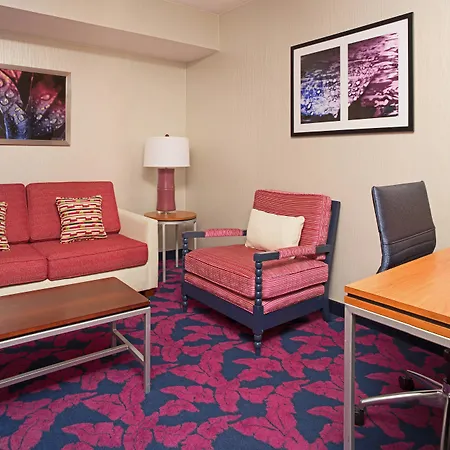 Springhill Suites By Marriott Virginia Beach Oceanfront-3