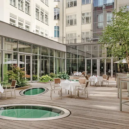 Moevenpick Hotel Berlin Am Potsdamer Platz-3