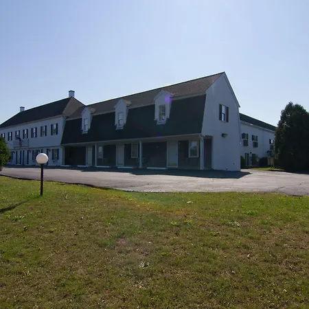 Sandwich Lodge & Resort-2