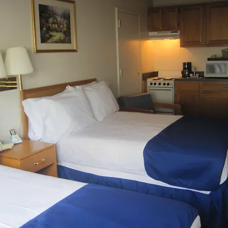 Constitution Inn-3