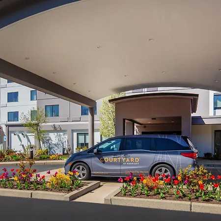 Courtyard By Marriott Providence Lincoln-2