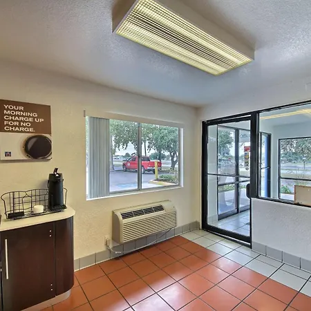 Motel 6-San Marcos, Tx-2