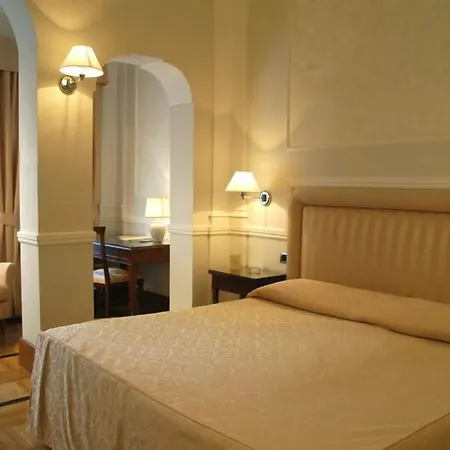 Hotel Flora-2