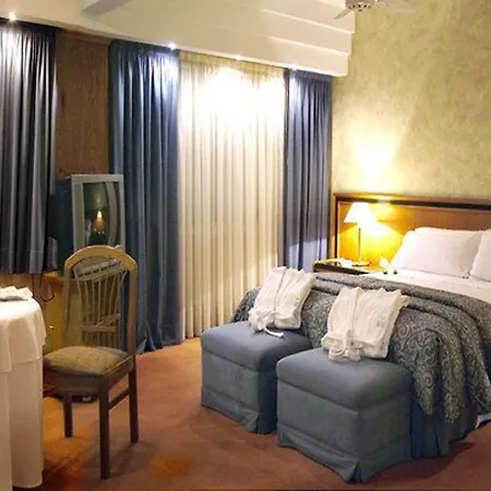 Hotel Solans Riviera-2