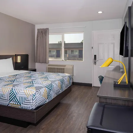 Motel 6-Fontana, Ca-3