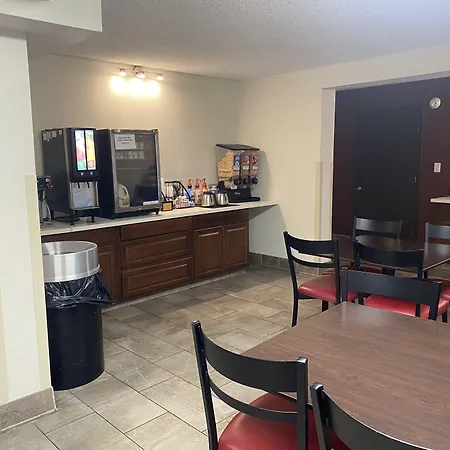 Red Roof Inn Roanoke Rapids-2