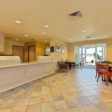 Econo Lodge Belle Fourche-2