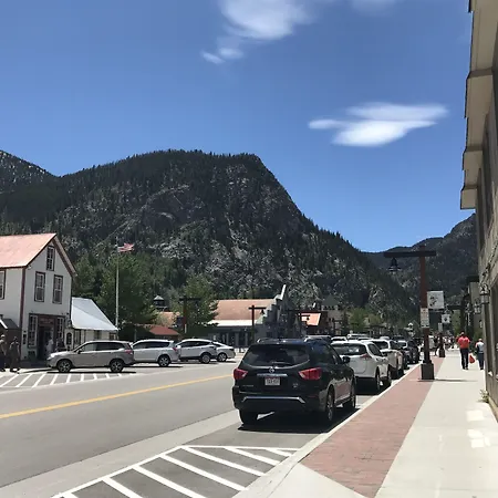 Snowshoe Motel-3