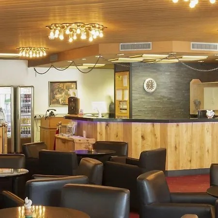 Club Hotel Rooms Only - By Mountain Hotels-3