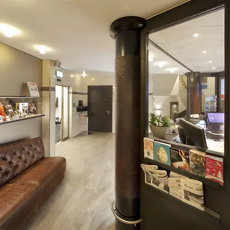 Alexander Guesthouse Zurich Old Town-3