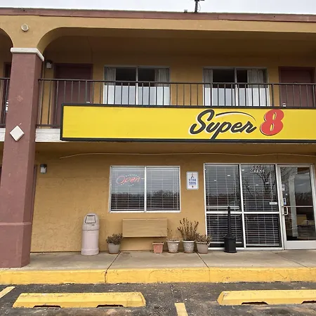 Super 8 By Wyndham Midwest City Ok-2