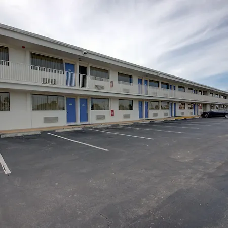 Motel 6-Cocoa Beach, Fl-2