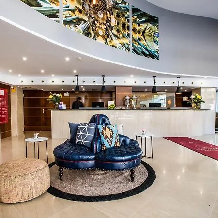 Leonardo Hotel Barcelona Gran Via-3