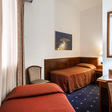 Hotel Mirage-3