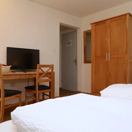 Hotel Crystal Interlaken-3