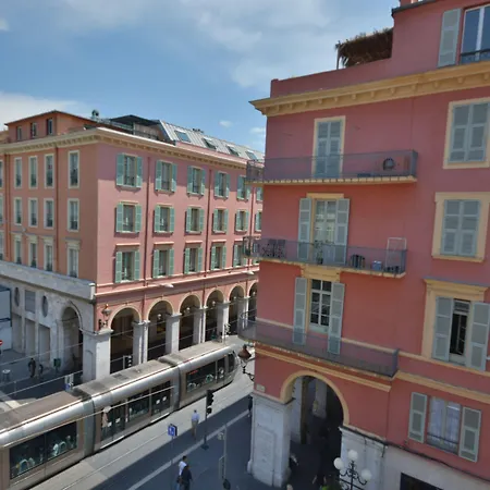 Hôtel Univers-3