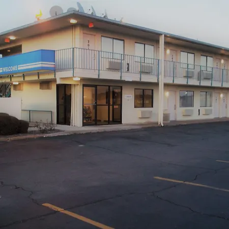 Skyline Inn-3