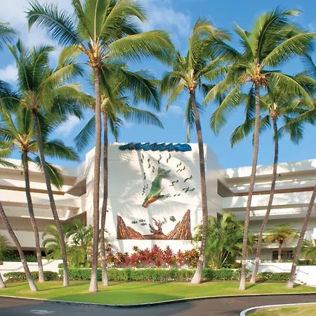 Wyndham Royal Sea Cliff Resort-2