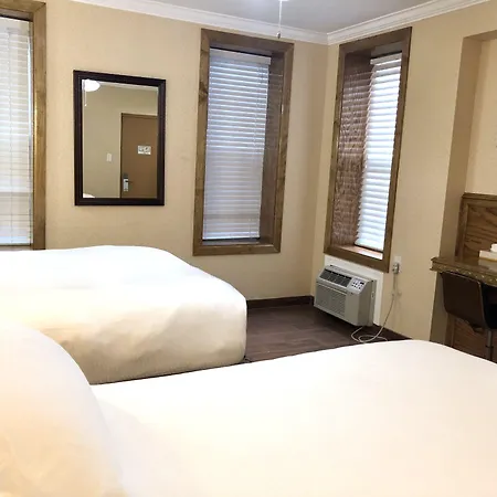District Hotel-3