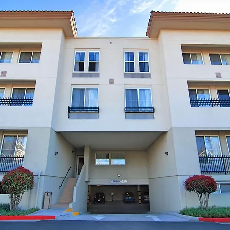 Hampton Inn & Suites Mountain View-2